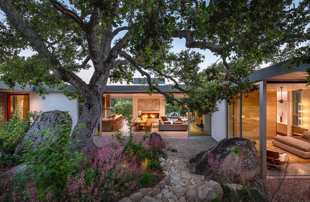 Santa-Barbara-Foothills-Residence-Exterior-Street-Dusk