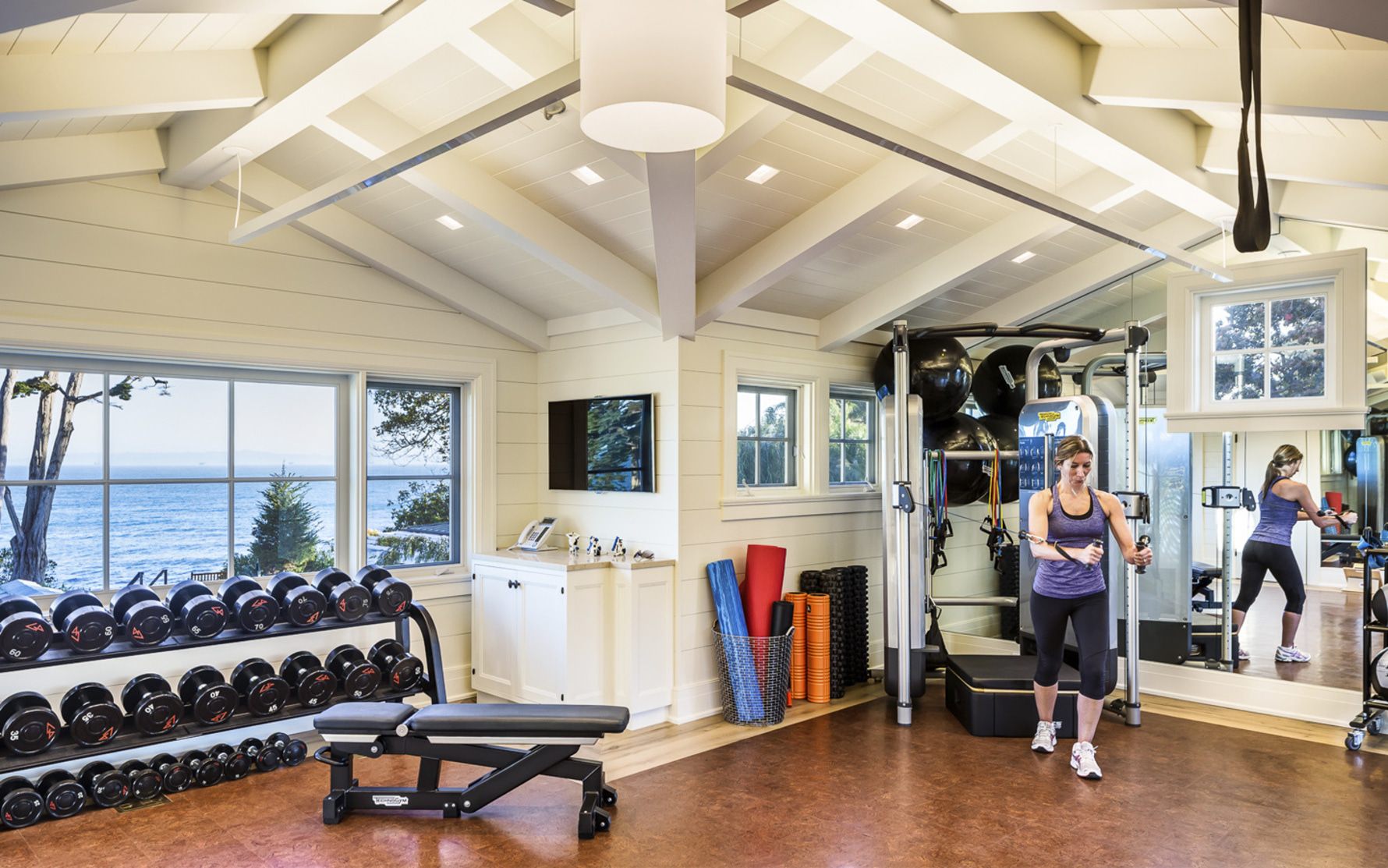 Santa-Barbara-Beach-Residence-Home-Gym