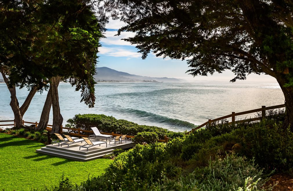 Blufftop-Coastal-Retreat-Wood-Deck-Ocean-View