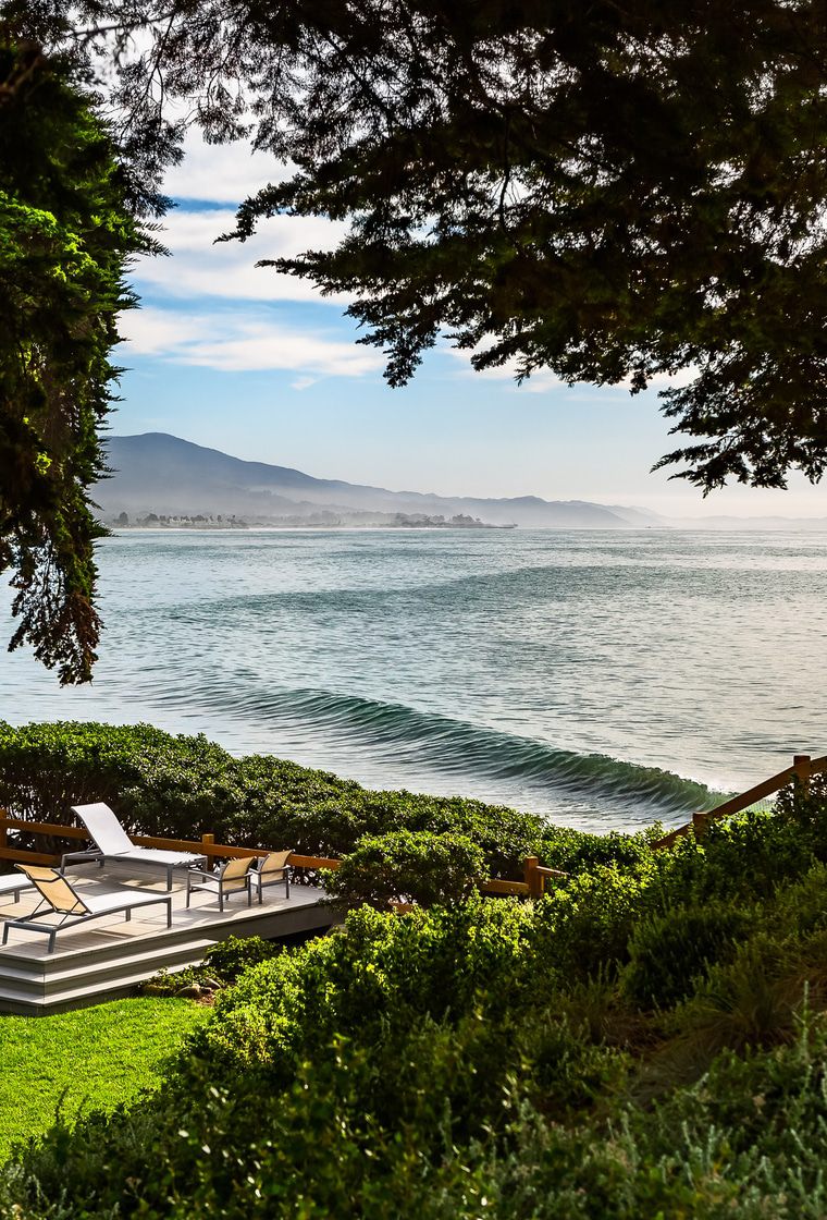 Blufftop-Coastal-Retreat-Wood-Deck-Ocean-View