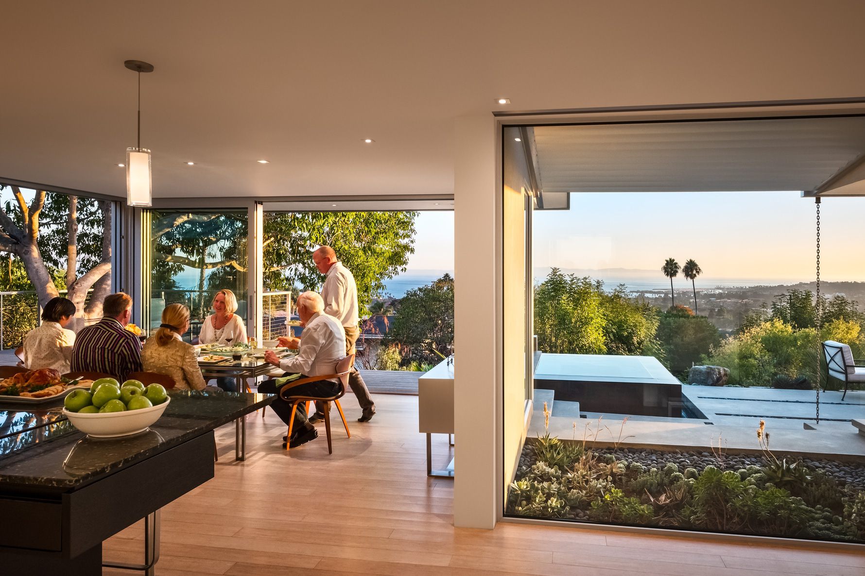 Tucker-Residence-Dining-Room-Ocean-View