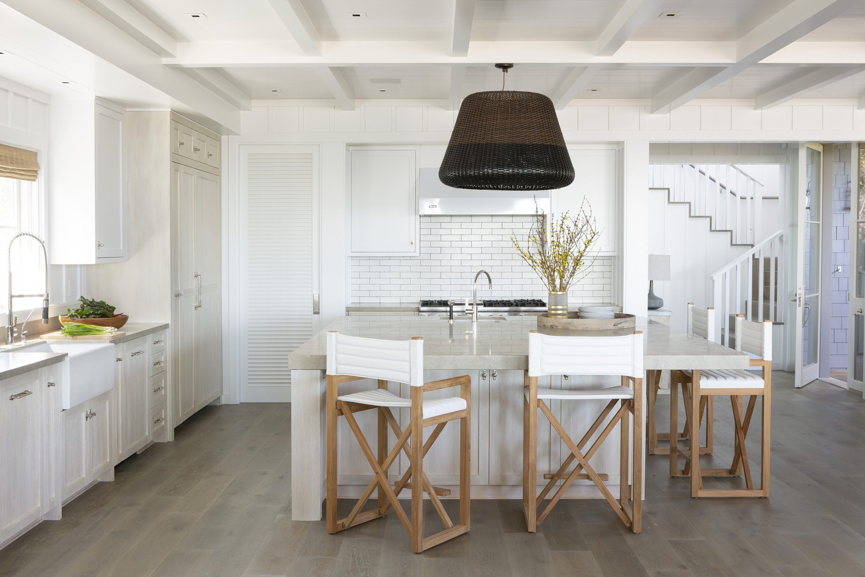 Del-Mar-Beach-House-Kitchen-island