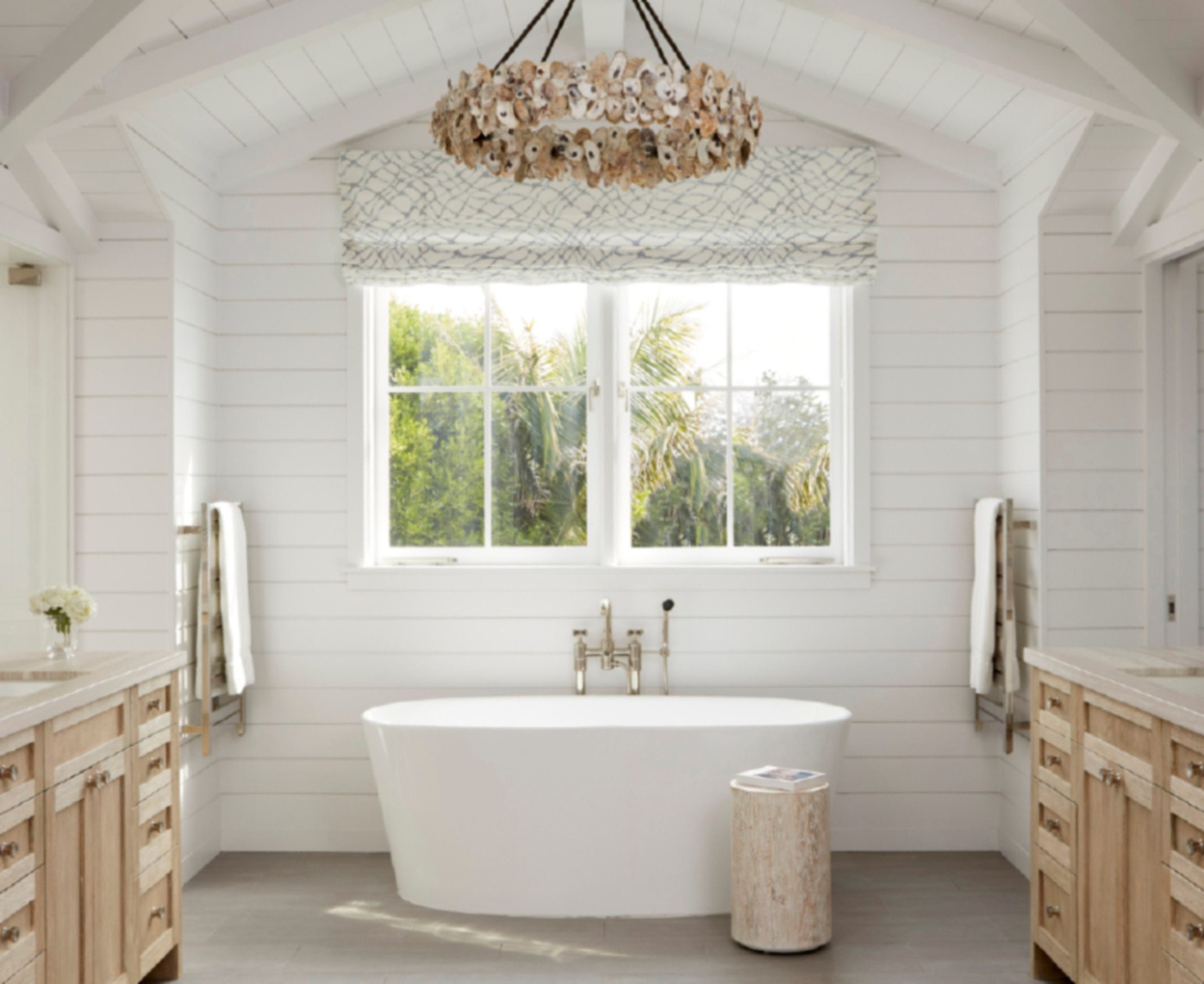 Del-Mar-Beach-House-Freestanding-Bathtub-Wood-Siding