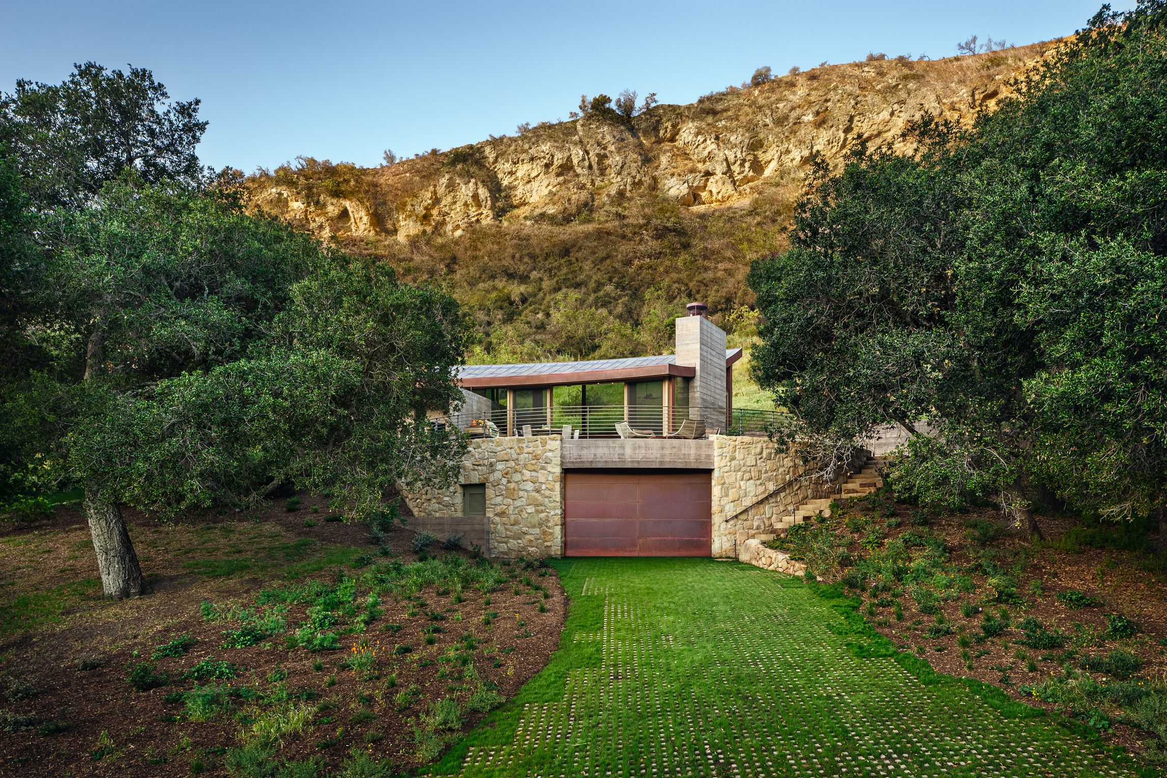 Central-Coast-Guest-House-and-Studio-Guesthouse-Copper-Garage-Door