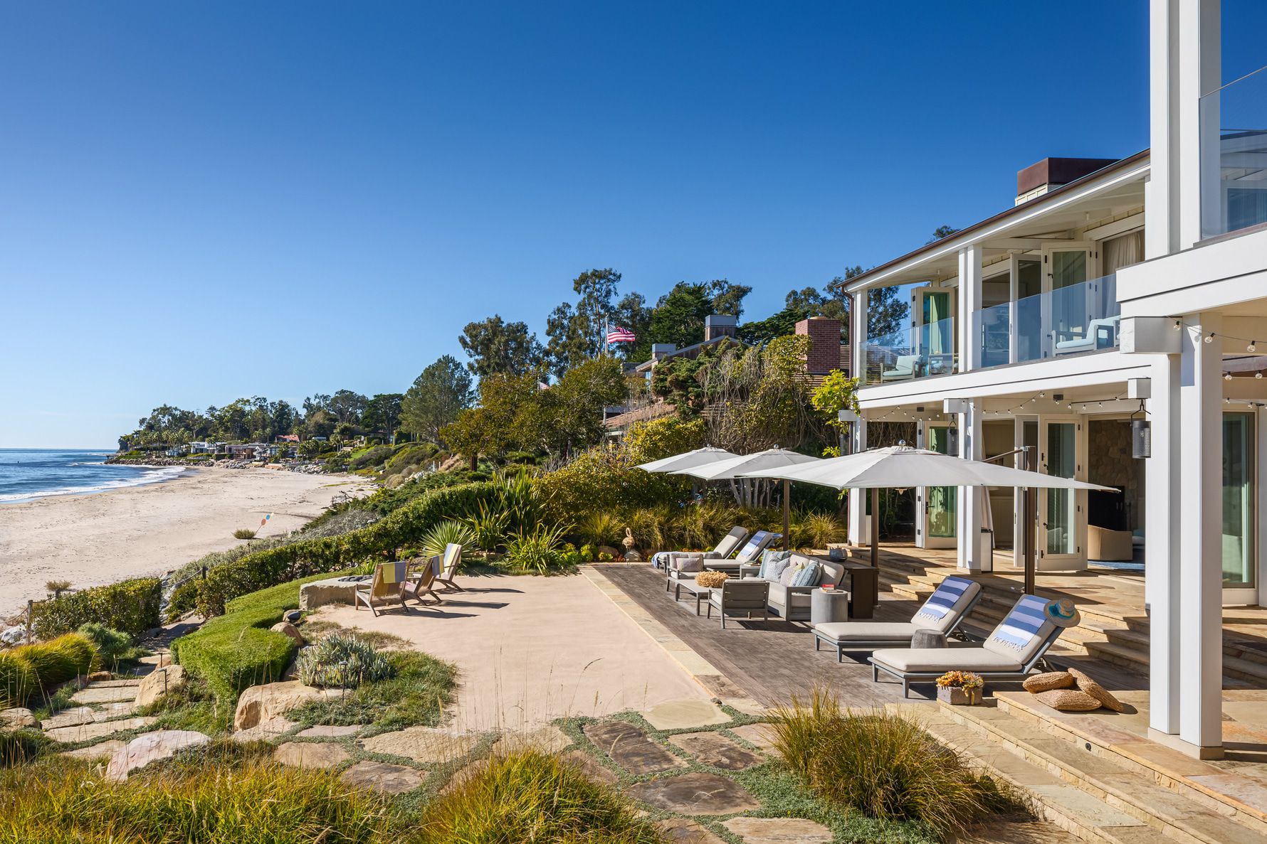 Padaro-Beach-Home-Beach-Deck-Shade-Umbrellas