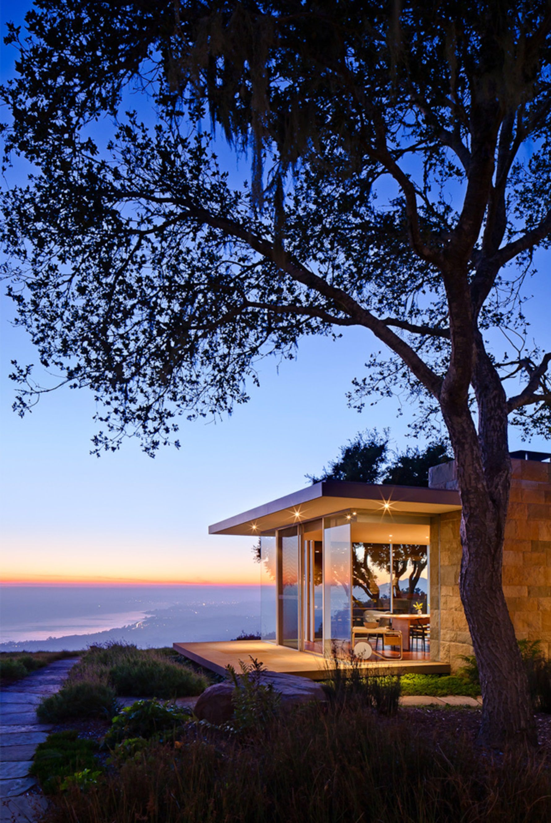 Carpinteria-Foothills-Dining-Room-Ocean-View