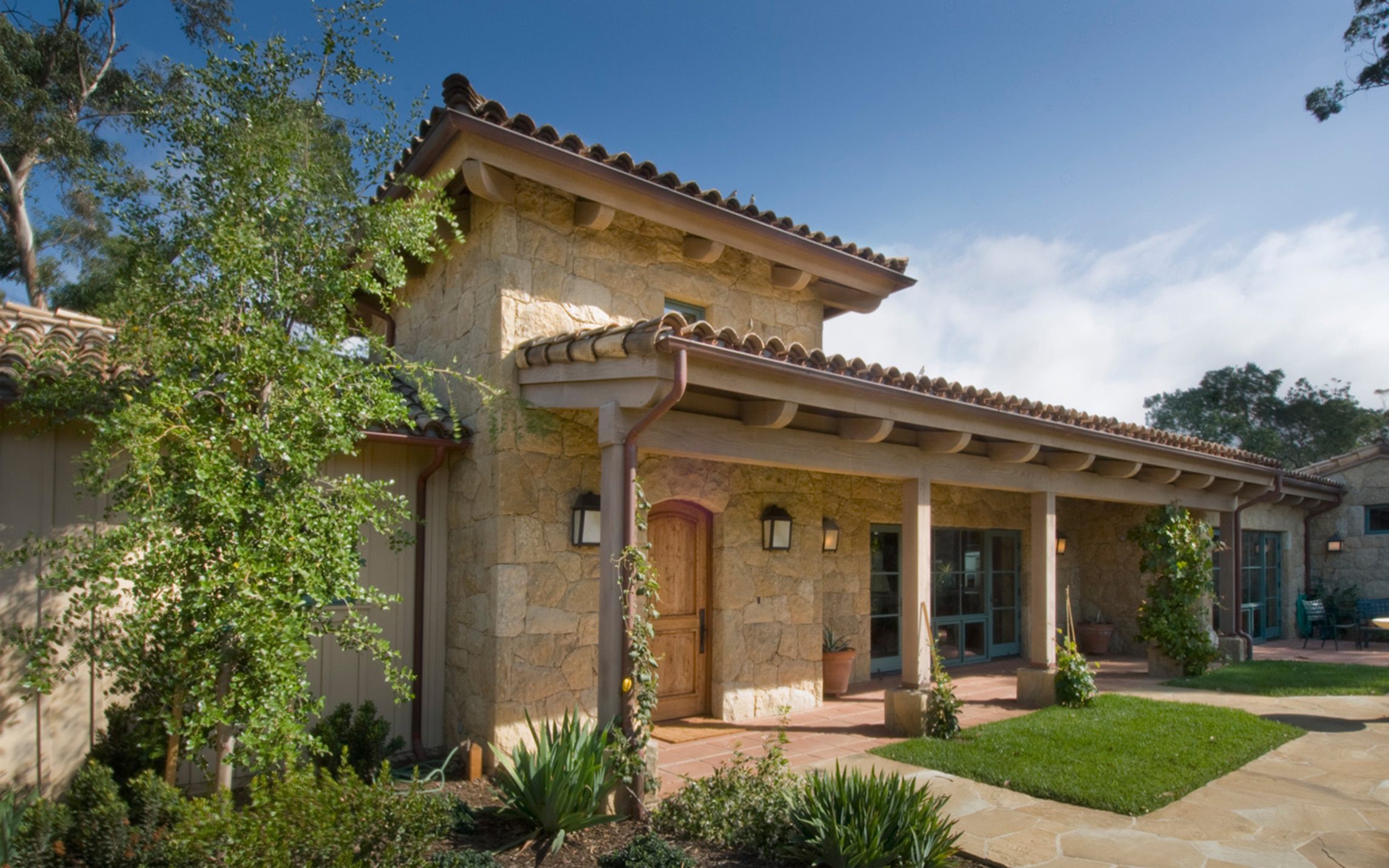 Hedrick-Residence-Stone-Walls-Porch