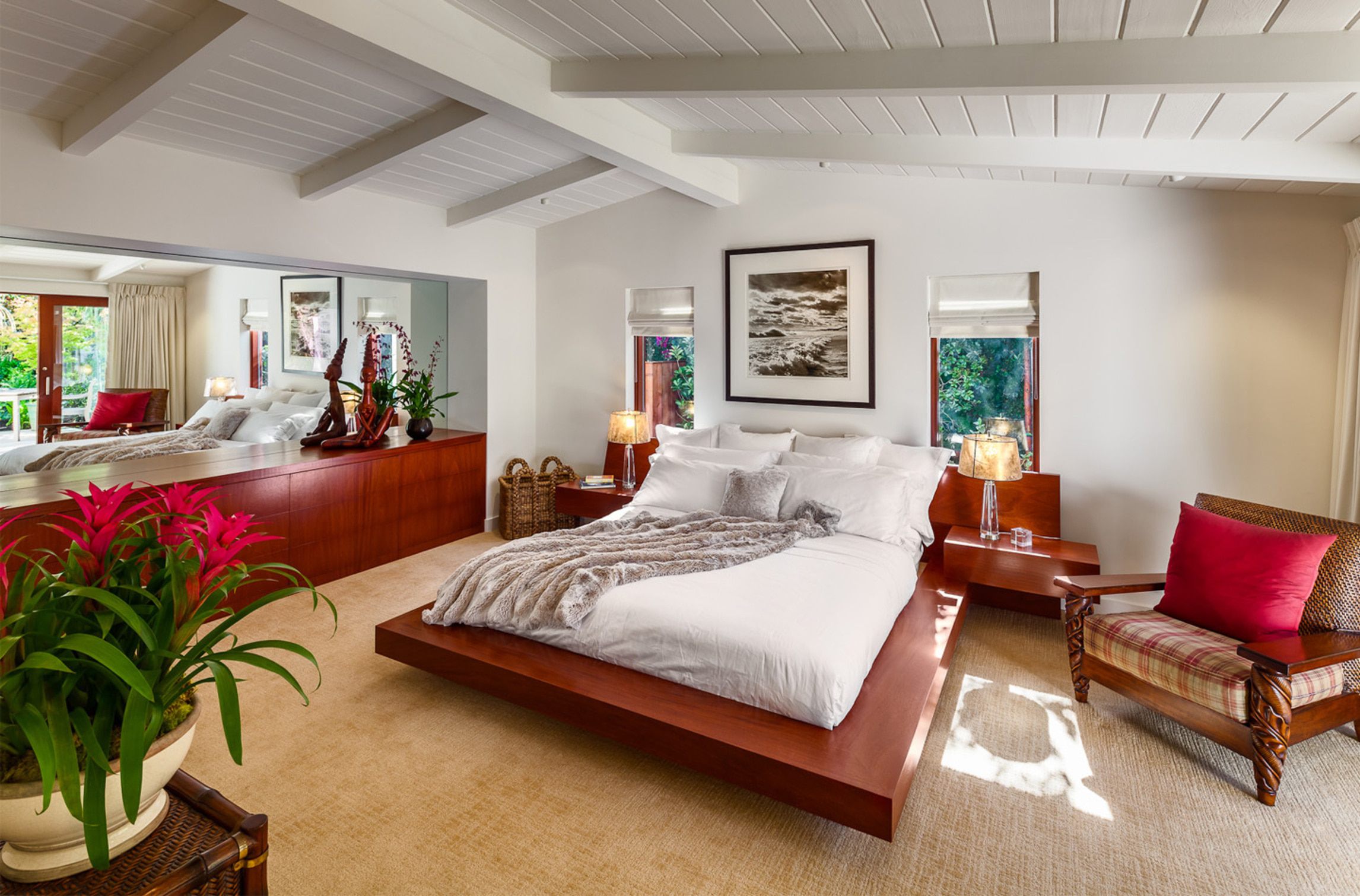 Butterfly-Beach-Villa-Bedroom-Platform-Bed