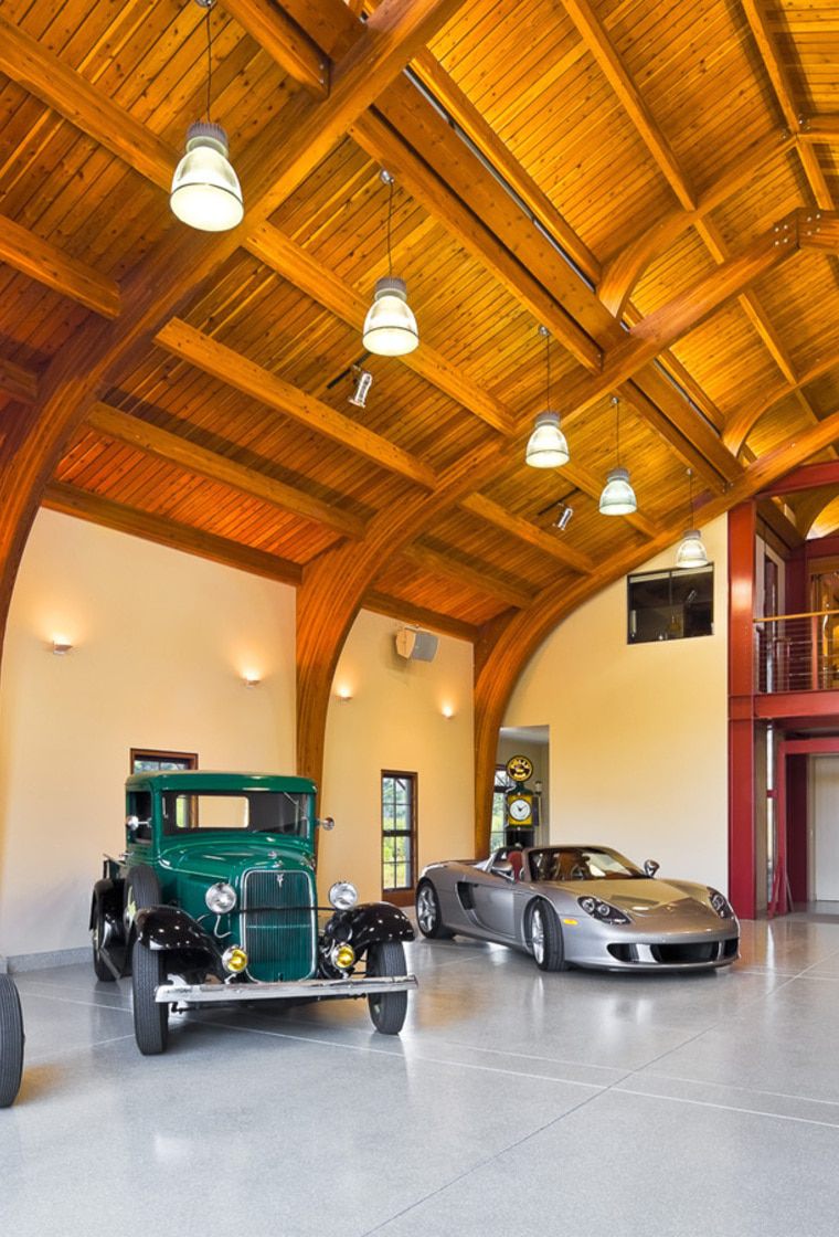 Eckford-Barn-Garage-Glulam-Wood-Beams